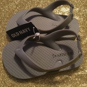 🔘◻️🔘 🆕 BOYS GRAY FLIP FLOPS 🔘◻️🔘